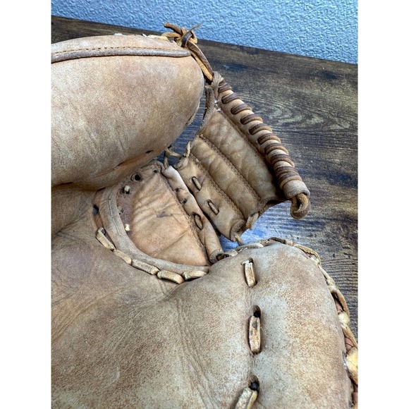 MacGregor Catchers Mitt RHT MM110 Flex Action Leather Dual Flex Hinge 18R - Picture 6 of 8